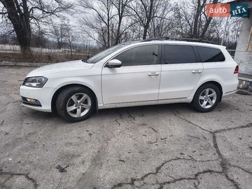 Авто Volkswagen Passat 2013 № 8491083