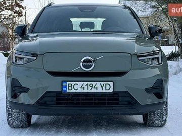 Авто Volvo Xc40 2024 № 8491180