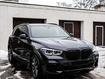 Авто BMW X5 2019 № 8491271