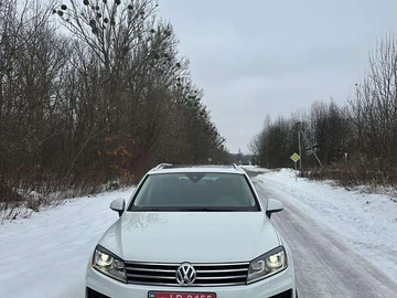 Авто Volkswagen Touareg 2016 № 8491556