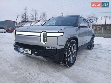 Авто Rivian R1S 2023 № 8491629