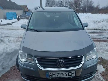 Авто Volkswagen Touran 2009 № 8492529