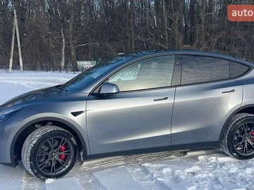 Авто Tesla Model Y 2024 № 8492869