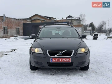 Авто Volvo V50 2009 № 8492944