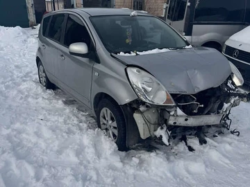 Авто Nissan Note 2007 № 8493186