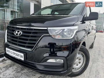 Авто Hyundai H-1 2019 № 8493373