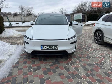 Авто Tesla Model Y 2025 № 8493391