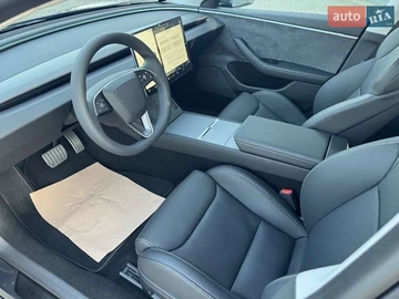 Авто Tesla Model 3 2024 № 8493602