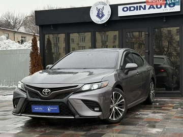Авто Toyota Camry 2018 № 8493969