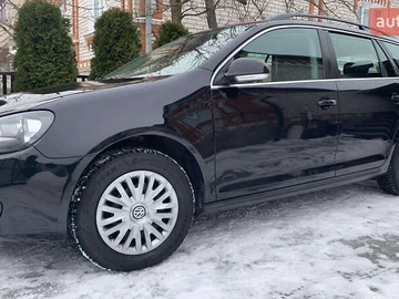 Авто Volkswagen Golf 2010 № 8494197