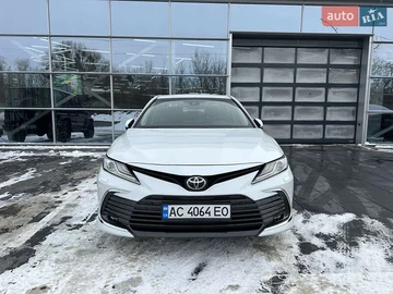 Авто Toyota Camry 2021 № 8494348