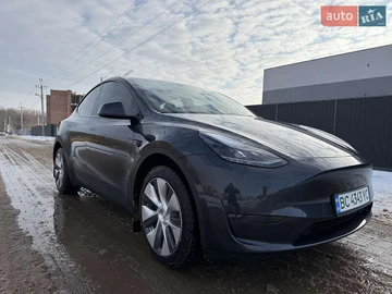 Авто Tesla Model Y 2024 № 8494350