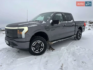 Авто Ford F-150 2022 № 8494415