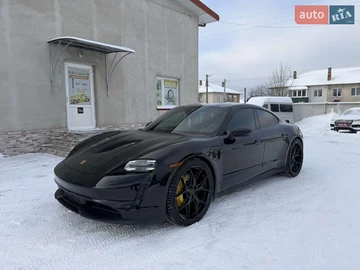 Авто Porsche Taycan 2021 № 8494416