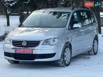 Авто Volkswagen Touran 2008 № 8494515