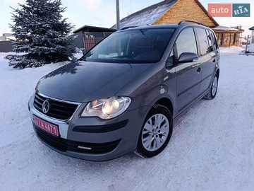 Авто Volkswagen Touran 2008 № 8494890