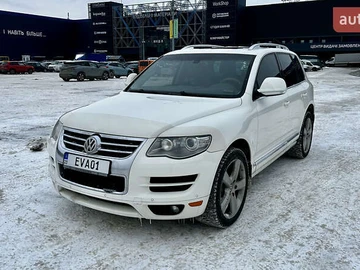 Авто Volkswagen Touareg 2010 № 8495183