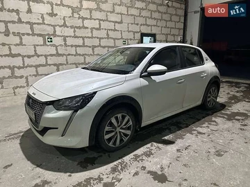 Авто Peugeot 208 2020 № 8495268