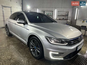 Авто Volkswagen Passat 2017 № 8495523