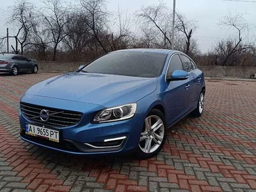 Авто Volvo S60 2015 № 8495954