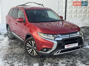 Авто Mitsubishi Outlander 2019 № 8495957