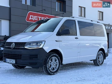Авто Volkswagen Transporter 2015 № 8495963