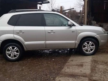 Авто Hyundai Tucson 2007 № 8496118