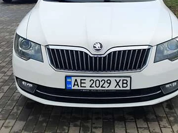 Авто Skoda Superb 2013 № 8496138