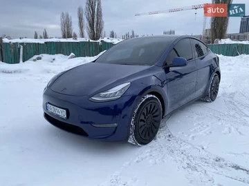 Авто Tesla Model Y 2023 № 8496305