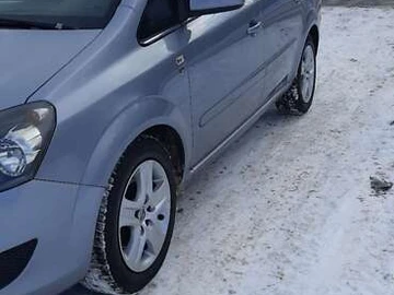 Авто Opel Zafira 2010 № 8496408