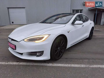 Авто Tesla Model S 2018 № 8496604