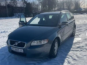 Авто Volvo V50 2009 № 8496810