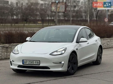 Авто Tesla Model 3 2023 № 8496916