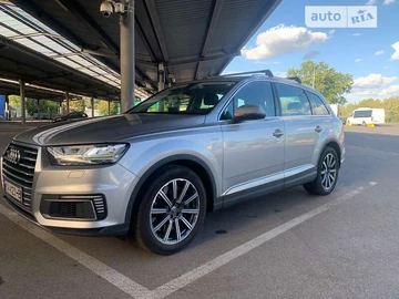 Авто Audi Q7 E-Tron 2016 № 8496975
