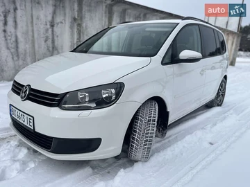 Авто Volkswagen Touran 2012 № 8497120