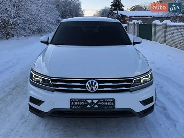 Авто Volkswagen Tiguan 2020 № 8497319