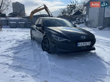 Авто Hyundai Elantra 2021 № 8497365
