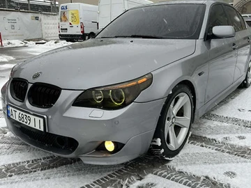 Авто BMW 5 Series 2003 № 8497407