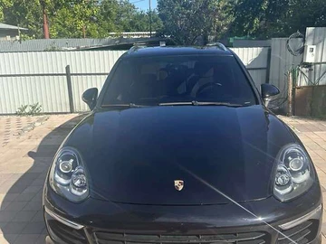 Авто Porsche Cayenne 2015 № 8497454