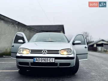 Авто Volkswagen Golf 2000 № 8497663