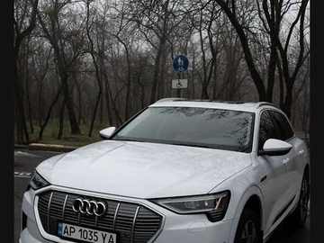 Авто Audi E-Tron 2019 № 8497807