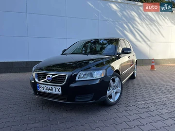 Авто Volvo V50 2011 № 8498083