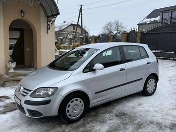 Авто Volkswagen Golf 2005 № 8498329
