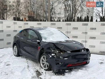 Авто Tesla Model Y 2021 № 8498876