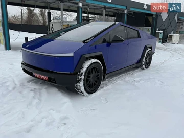 Авто Tesla Cybertruck 2024 № 8499010