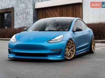 Авто Tesla Model 3 2018 № 8499452
