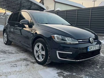 Авто Volkswagen E-Golf 2019 № 8499628