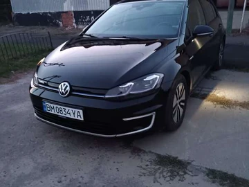 Авто Volkswagen E-Golf 2017 № 8499685