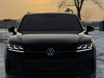 Авто Volkswagen Touareg 2023 № 8499940