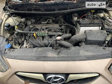 Авто Hyundai Accent 2012 № 8500053